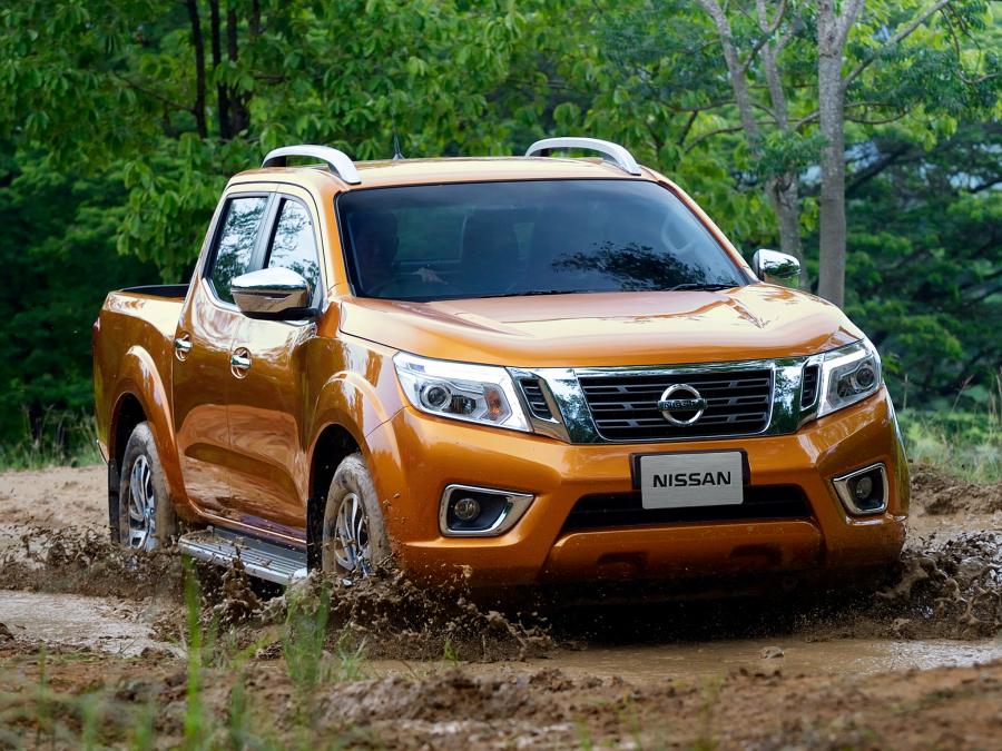  Nissan NP300 Navara Double Cab 2014 года  (TH) (фото 33 из 34)